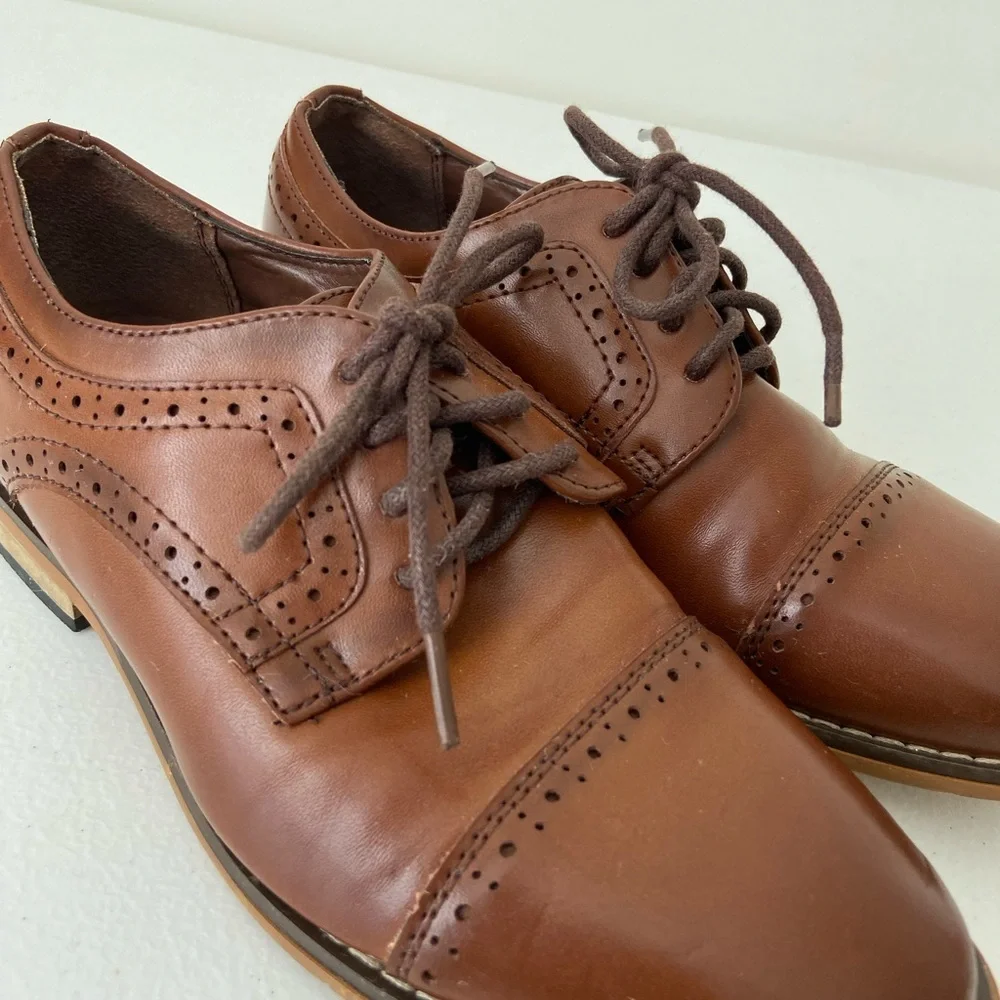 Stacy Adams boy’s Dickinson Oxford‎ lace up shoes — size 1